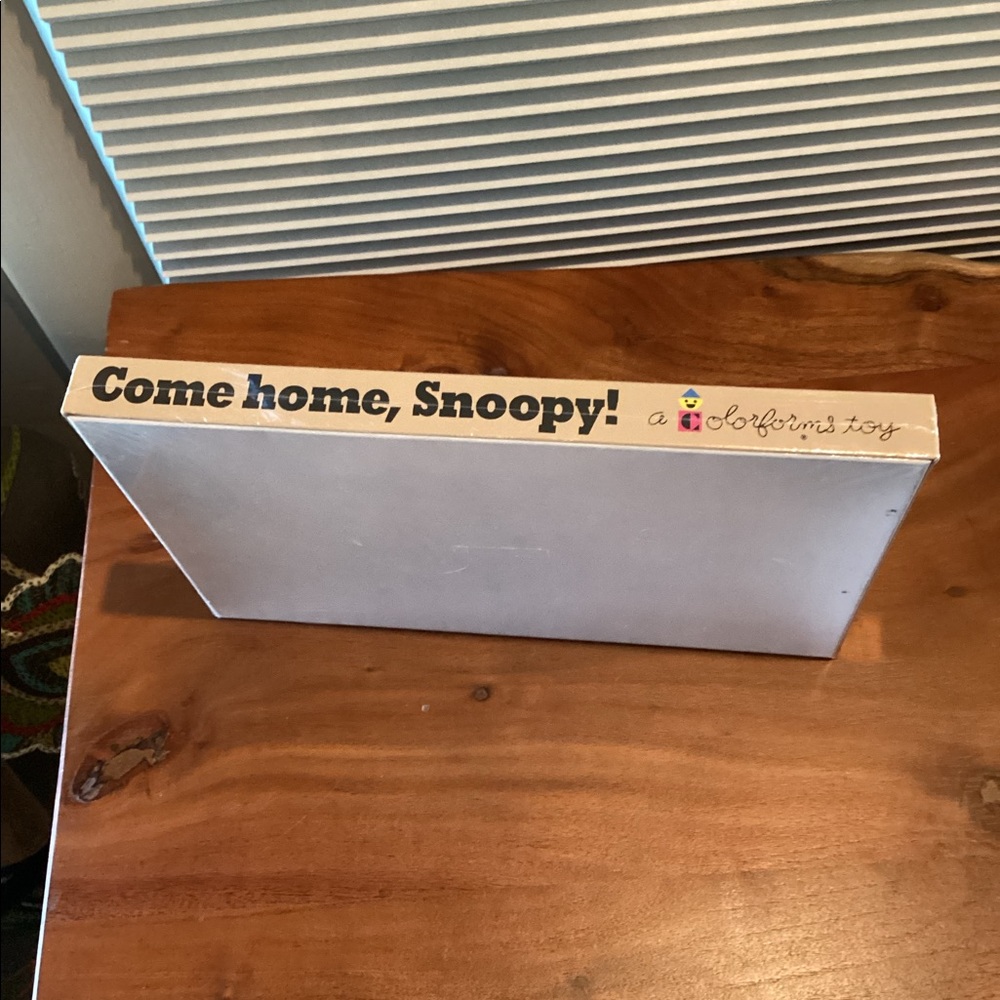 Come Home Snoopy Colorforms Set - Picture 6 of 7